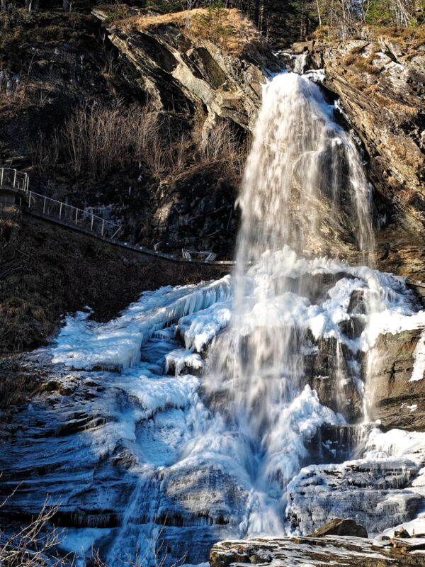 Der Steinsdalsfossen